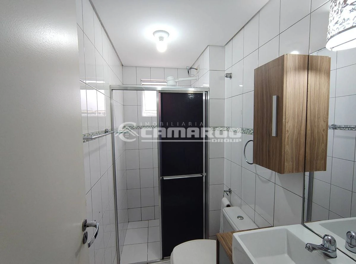 Wood or laminate floors in a 3-bedroom apartment, 56 m² — photo 15