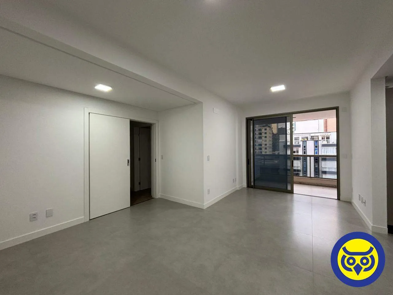 Apartamento de 3 dormitórios com cozinha em conceito aberto — photo 7