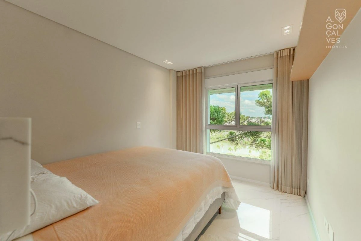 Water view in a 2-bedroom apartment, 106 m² — photo 23