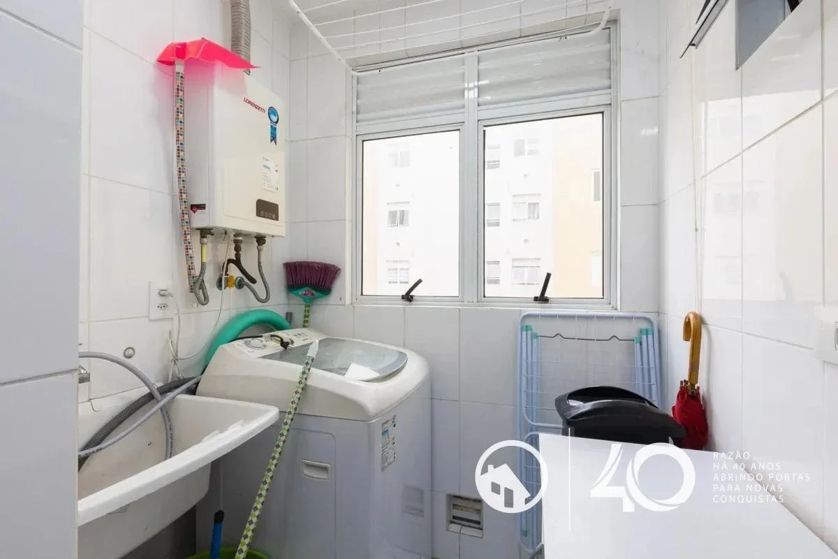 3-bedroom apartment with a washing machine — photo 16