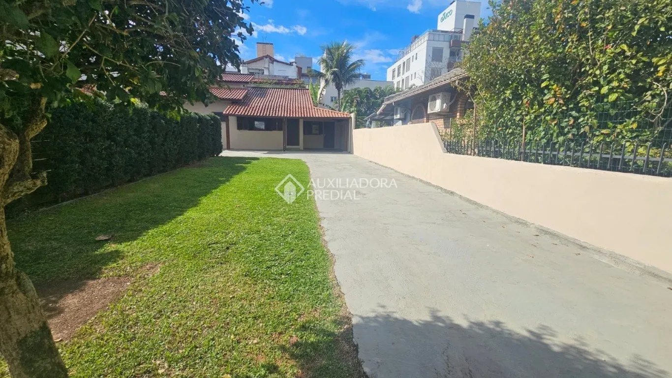 Будинок: 3 спальні, 1 з власною ванною кімнатою, 130 м² — photo 7