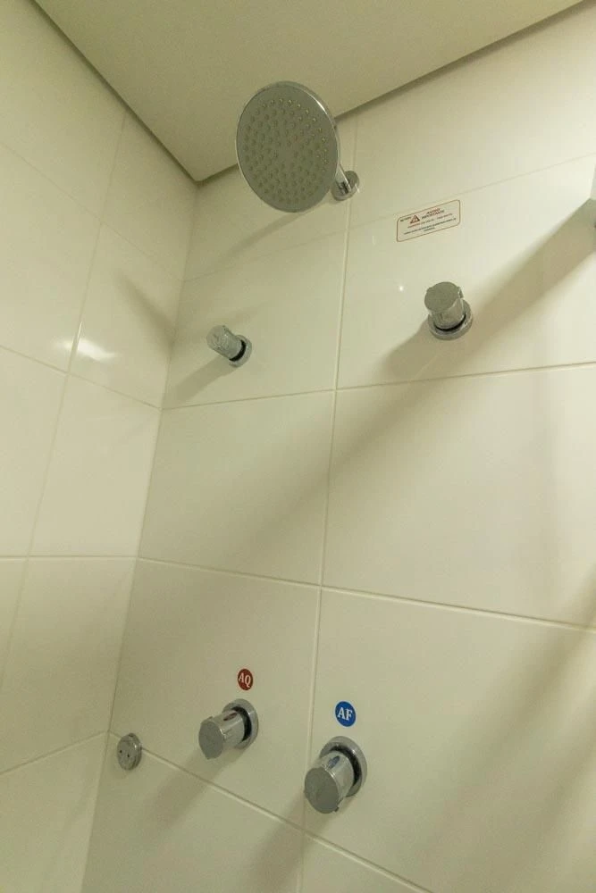 2-bedroom apartment with a private pool — photo 58