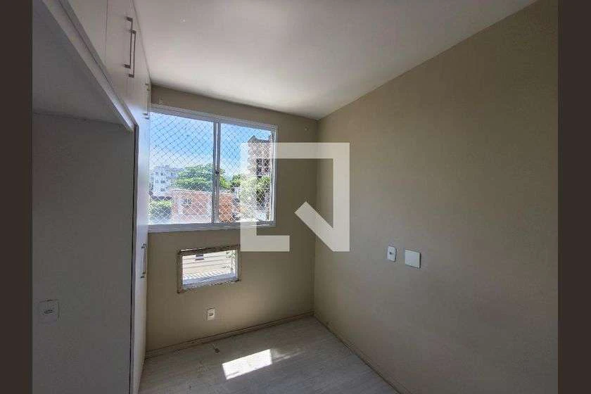 Apartamento de 2 quartos e 1 banheiro com cozinha fechada — photo 13