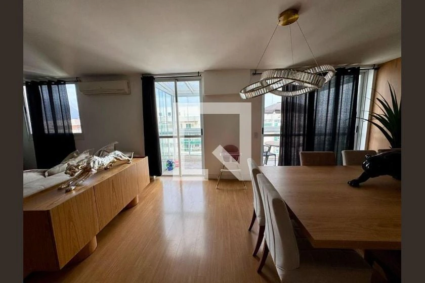 Furnished apartment, 235 m², with a washing machine