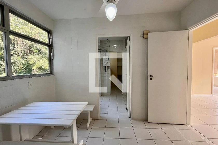 Apartamento de 2 quartos com cozinha fechada — photo 40
