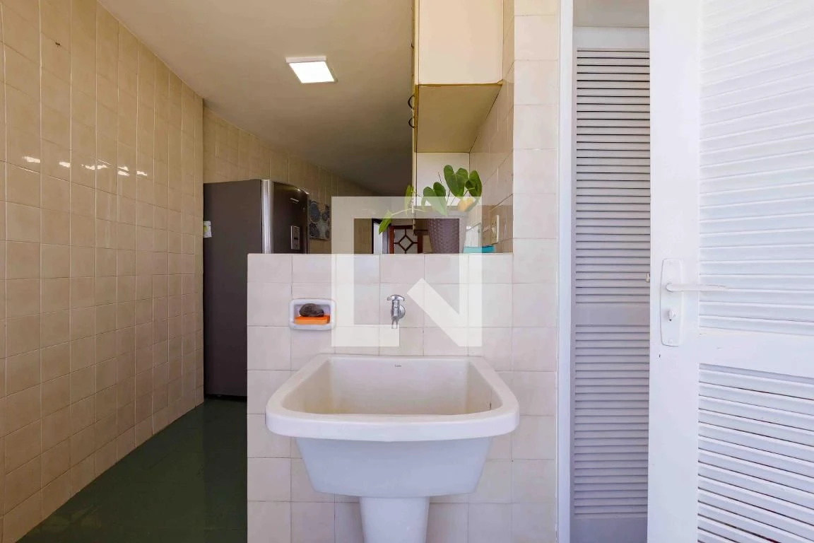 2 quartos e jacuzzi: apartamento de 92 m² — photo 35