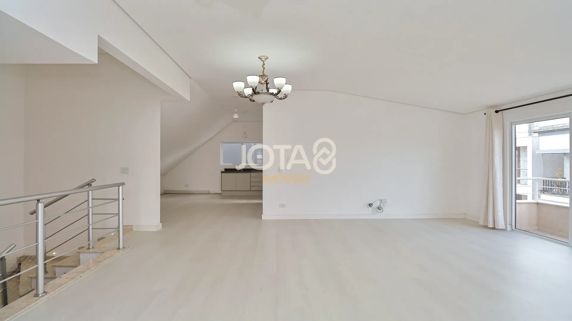 House with 3 bedrooms and an open-plan kitchen — photo 30
