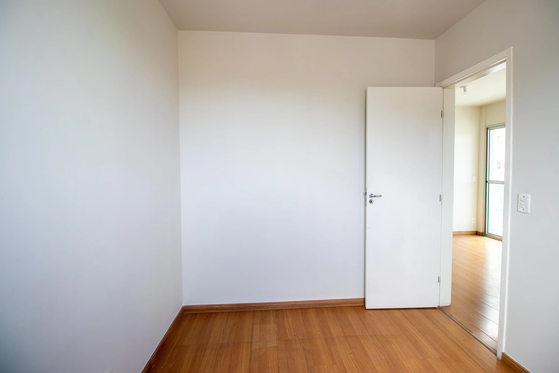 Apartamento de 2 quartos em condomínio com academia — photo 12