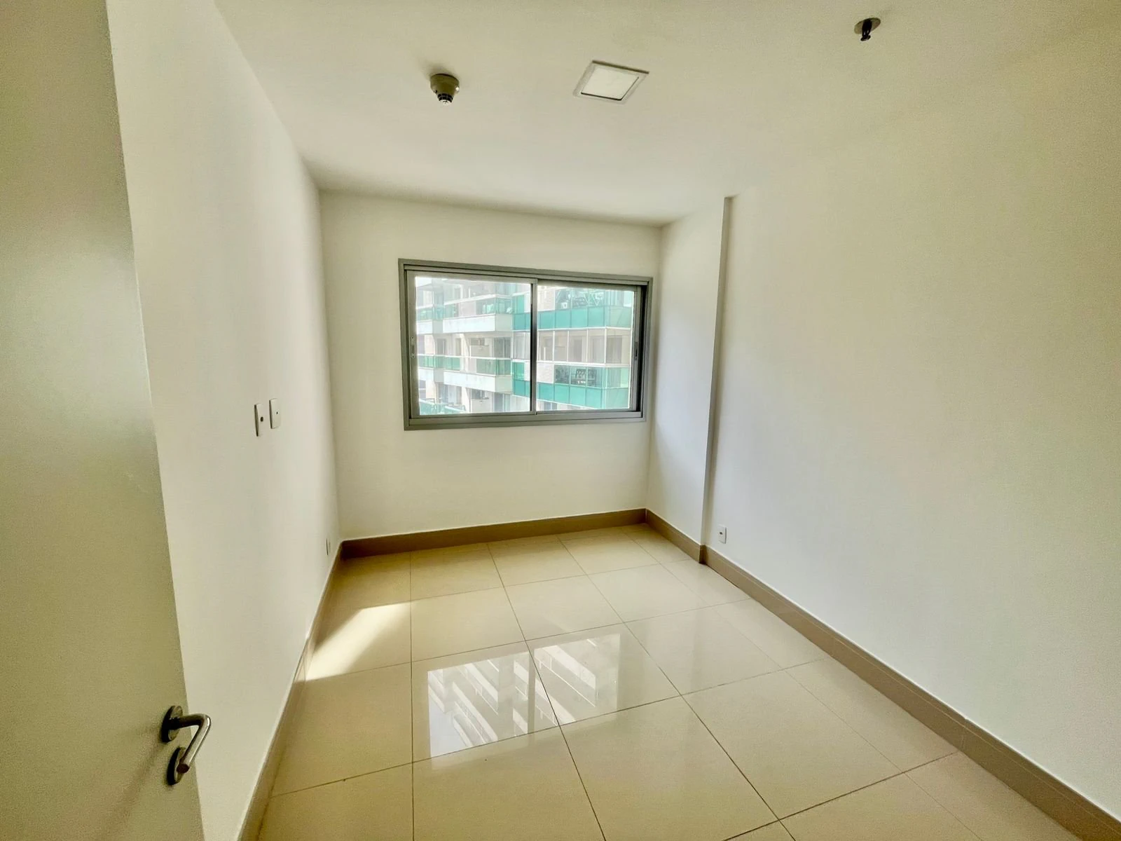 Apartamento de 84 m² com 2 suítes e varanda — photo 8
