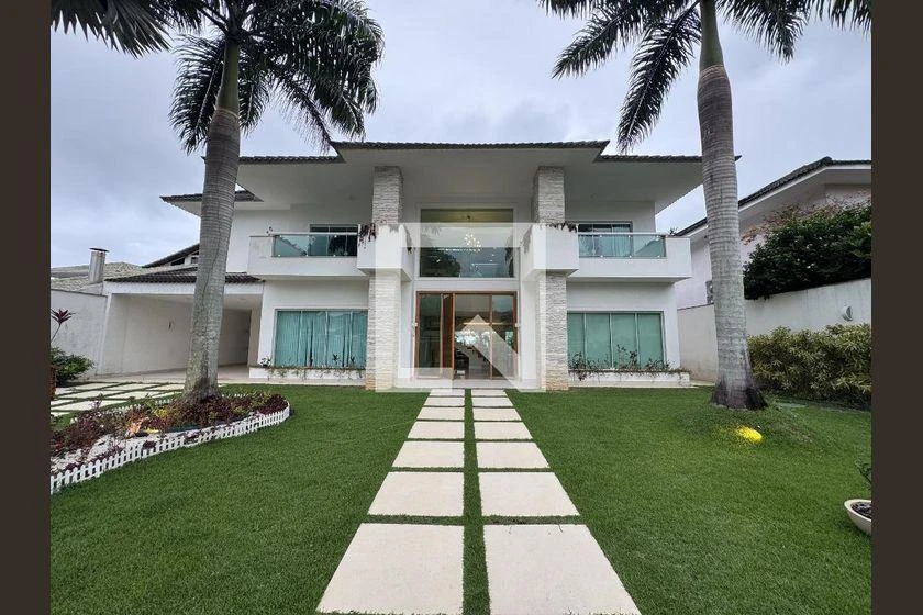 5 quartos e banheira: casa de 1000 m² — photo 38