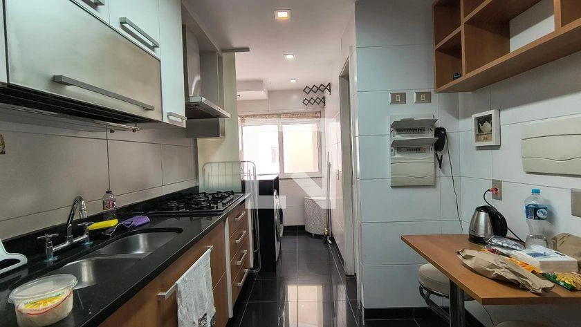 3-bedroom apartment in a building with a gym — photo 24
