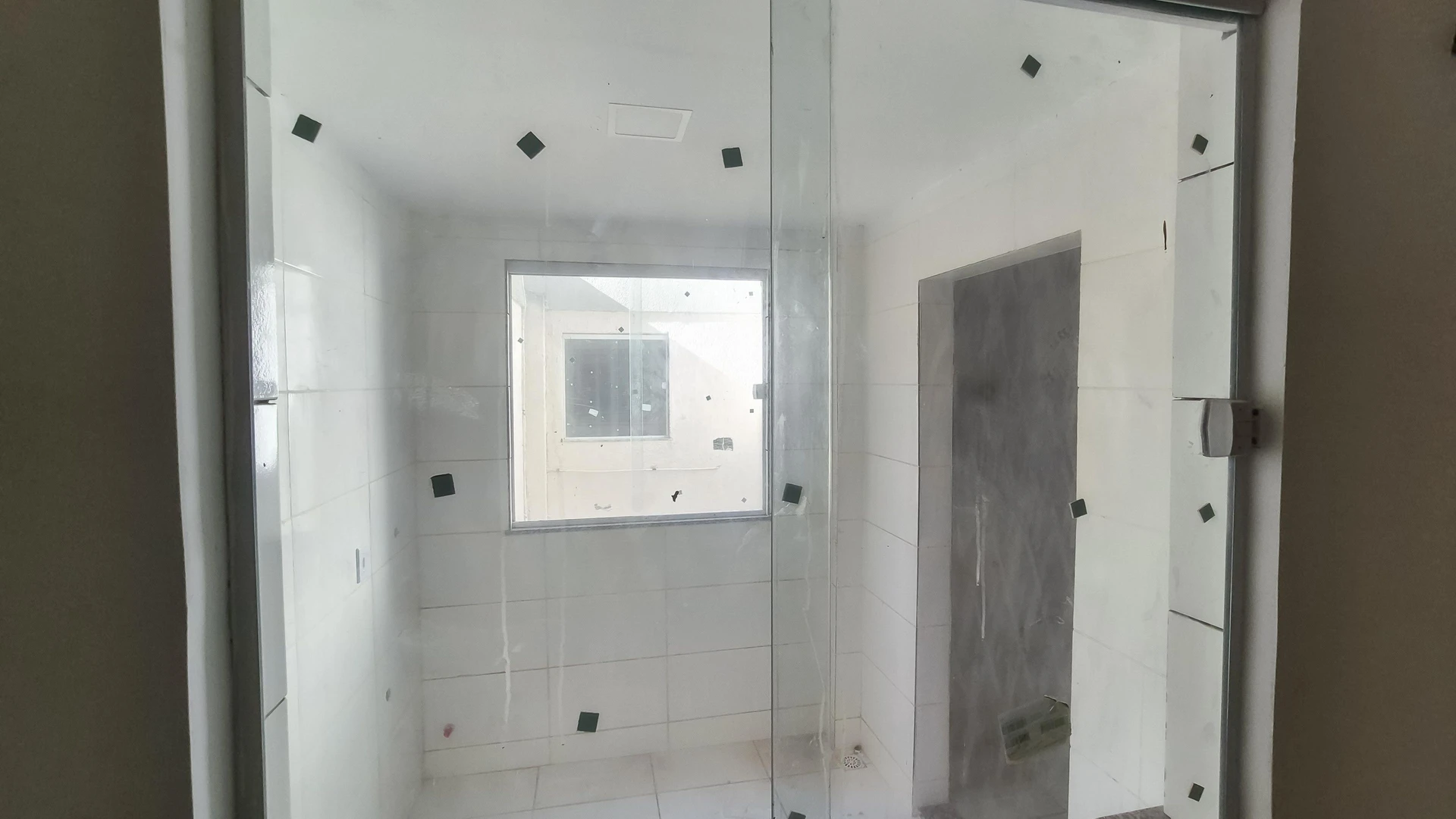 2-bedroom unfurnished apartment with closed kitchen — photo 48