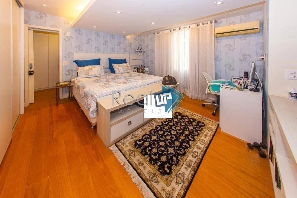 Cobertura triplex com 4 dormitórios e 6 banheiros — photo 9