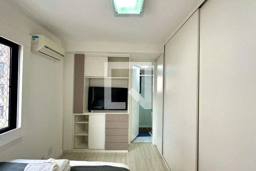 Apartamento mobiliado de 60 m² com 2 suítes e cozinha aberta — photo 4