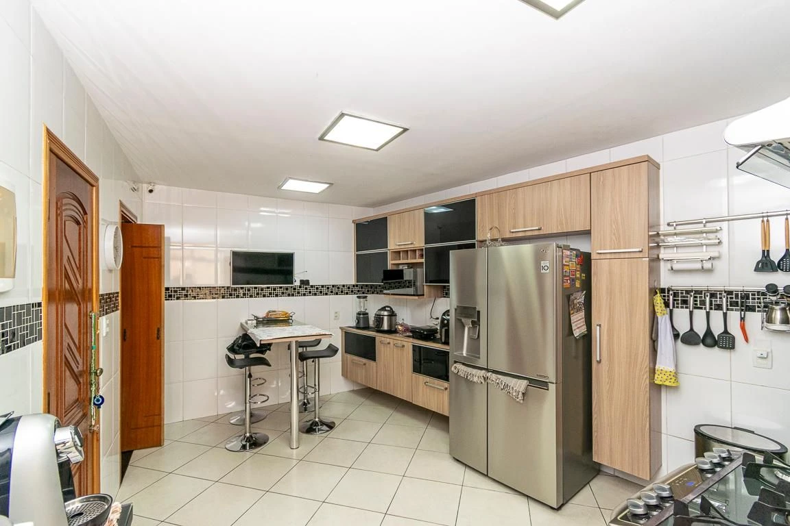 Furnished 2-bedroom apartment with 1 parking spot — photo 10