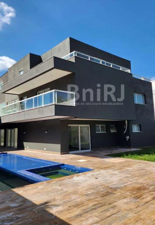 House with 6 bedrooms and 500 m² with 2 parking spaces — photo 6