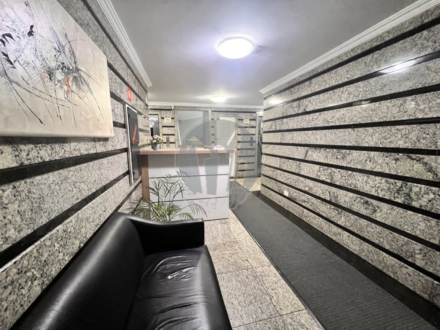Деревянный пол или ламинат и 1 спальня: квартира 38 м² — photo 20
