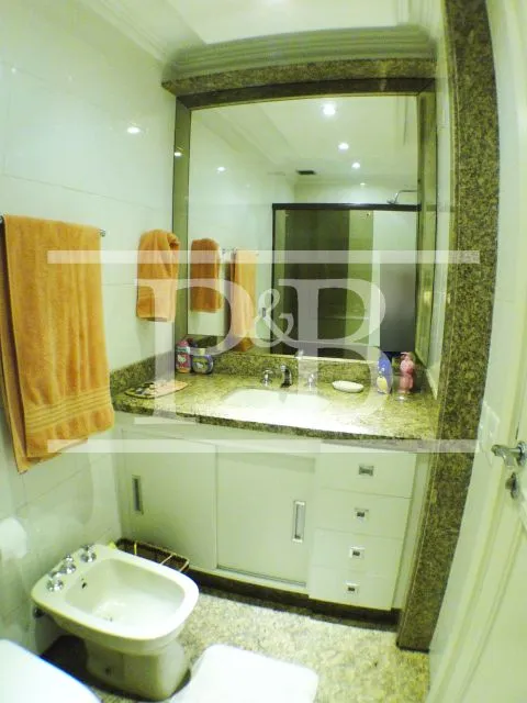 Apartamento com 3 dormitórios, 230 m² e varanda fechada — photo 25