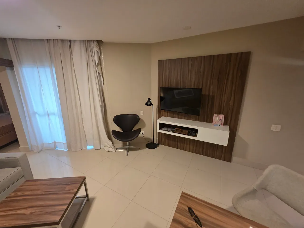 Apartamento amueblado de 1 dormitorio con 76 m² y balcón — photo 4