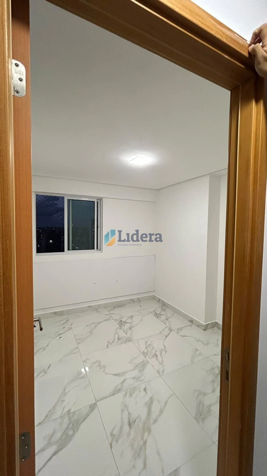 3-bedroom apartment in a building with a gym — photo 13
