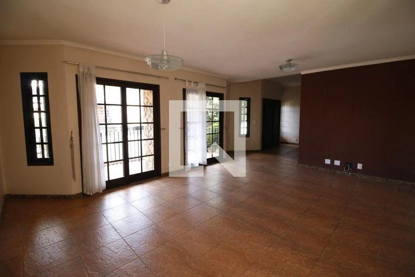 Casa de condomínio com 4 quartos e 371 m² — photo 3