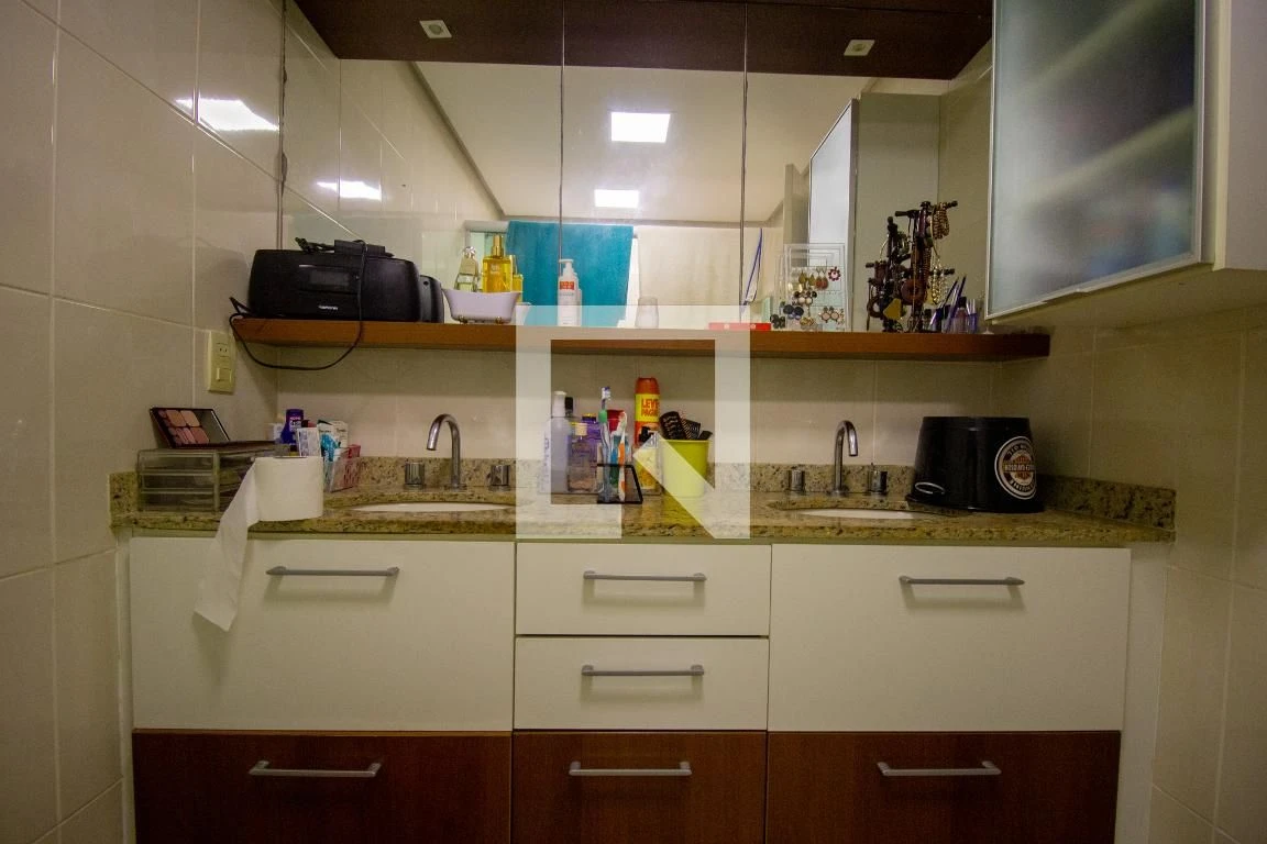 Furnished 3-bedroom house with 6 bathrooms and 3 parking — photo 32