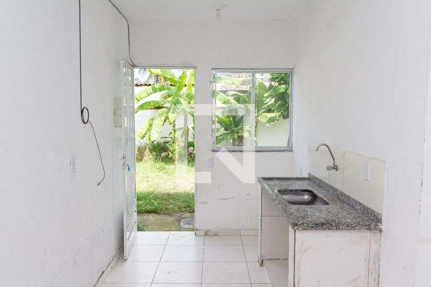 43 m² studio kitnet with an en-suite bathroom — photo 12