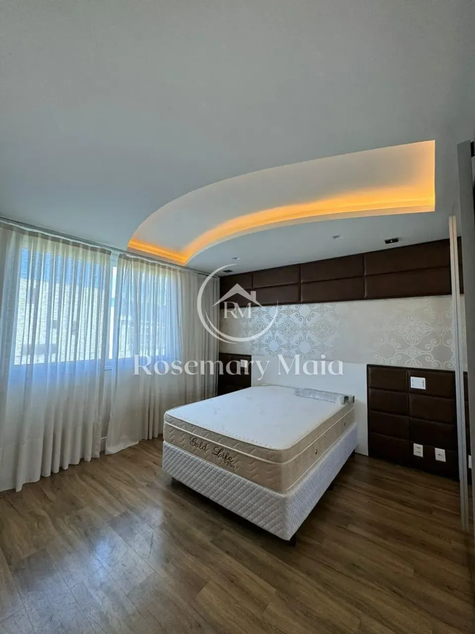Furnished 1700 m² house with 5 bedrooms and open-plan kitchen — photo 18