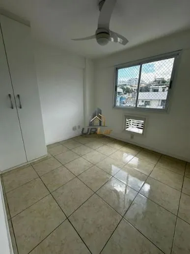3-bedroom apartment in a building with a gym — photo 5
