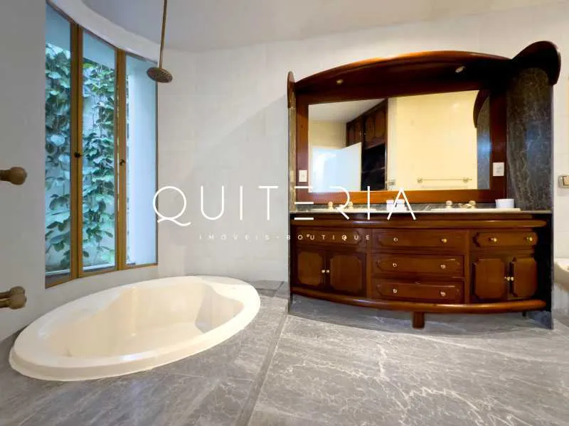 Casa mobiliada com 5 quartos e piscina ao ar livre — photo 19