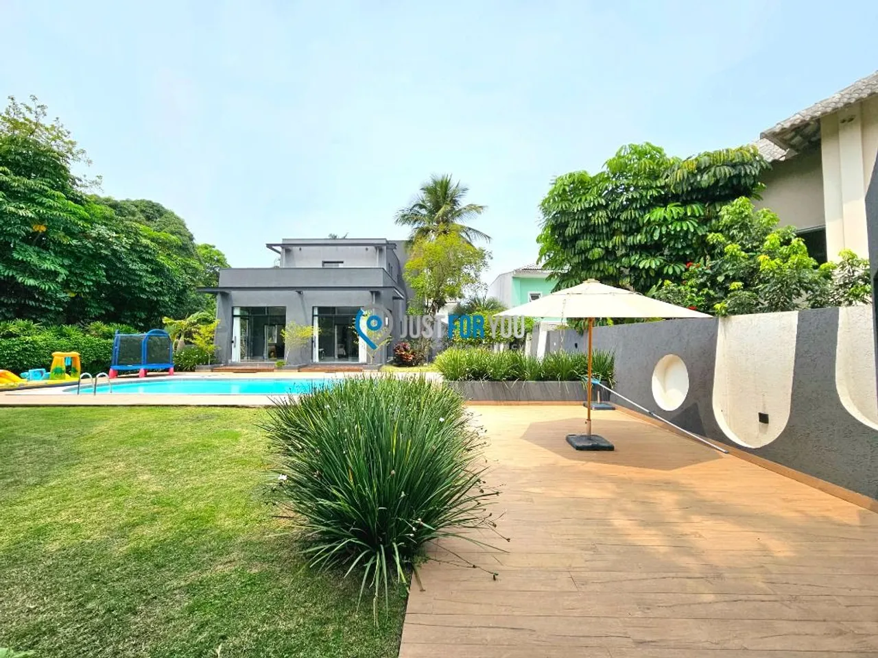 House with 5 bedrooms and a gas stove, 580 m² — photo 14