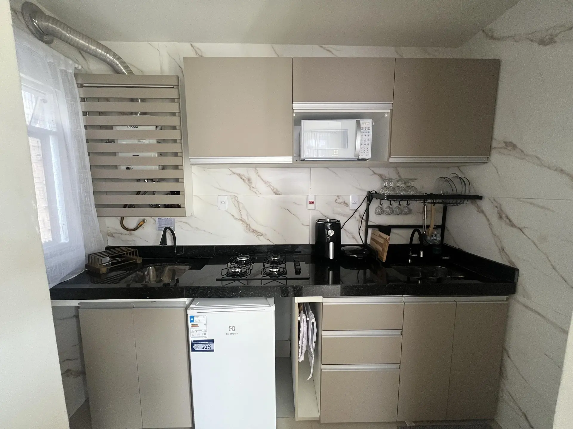 Furnished studio, 30 m², with a washing machine — photo 7