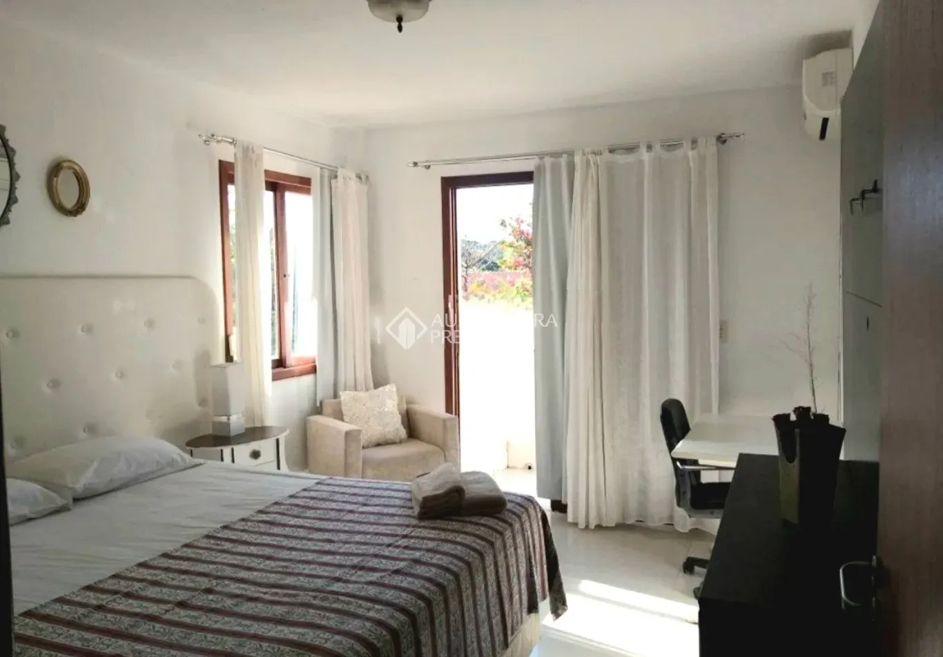 Casa amueblada de 415 m² con 6 dormitorios y 3 plazas — photo 17