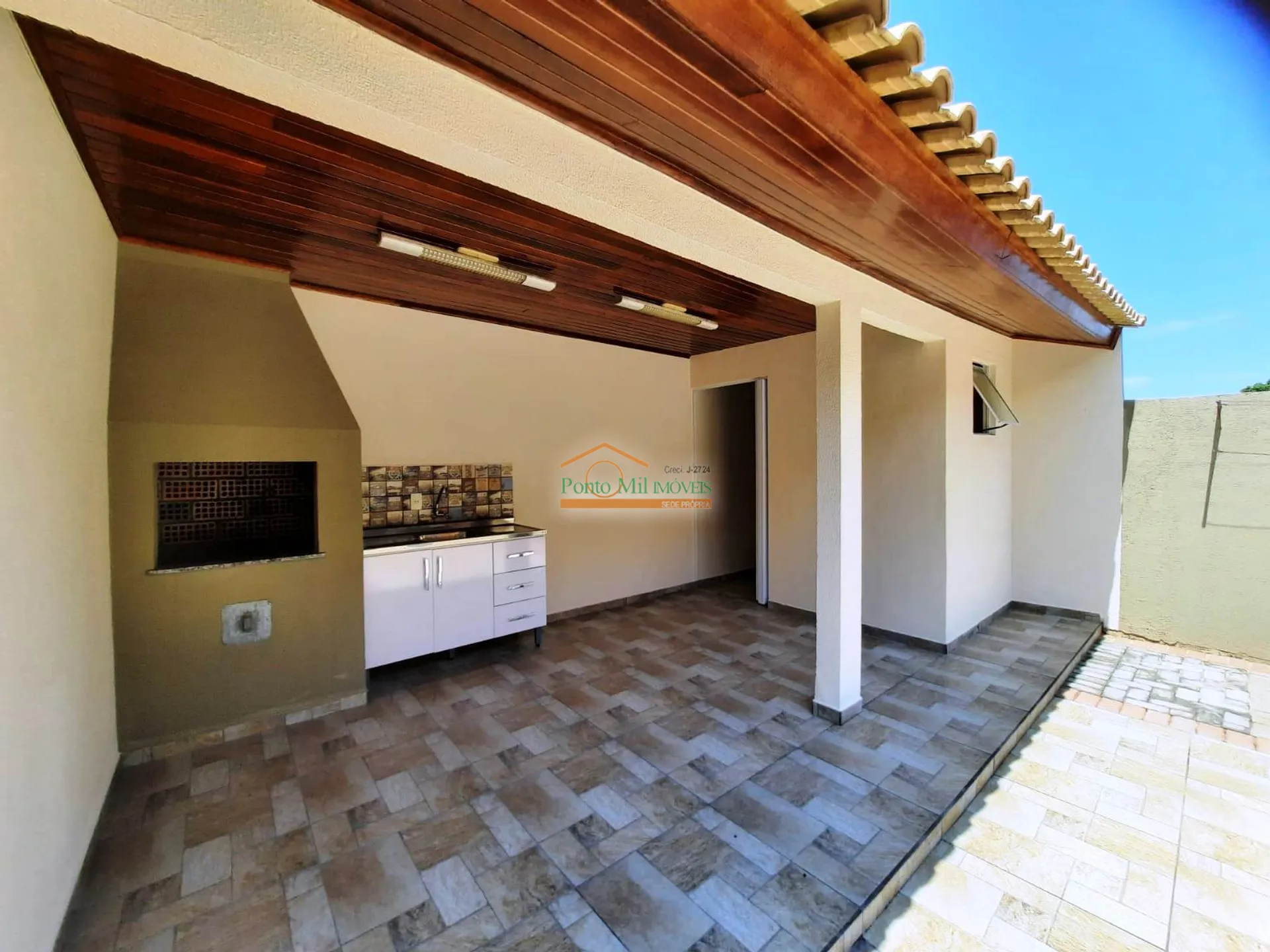 Triplex townhouse with 3 bedrooms and private BBQ — photo 27