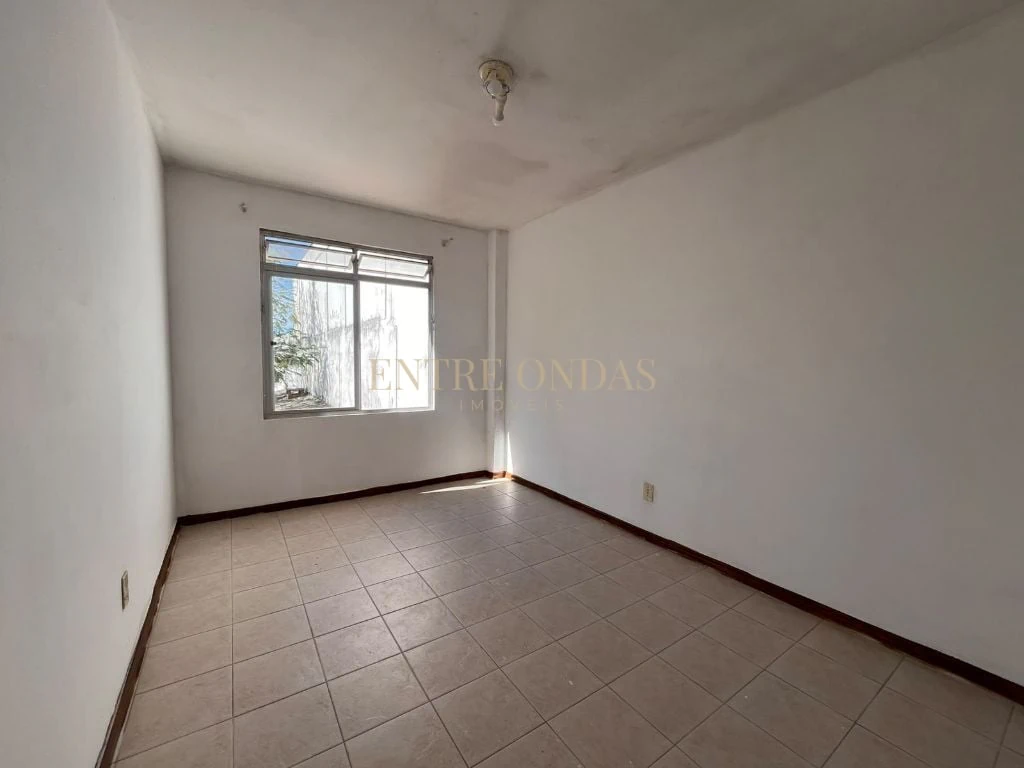 Unfurnished 2-bedroom apartment with 65 m² — photo 16