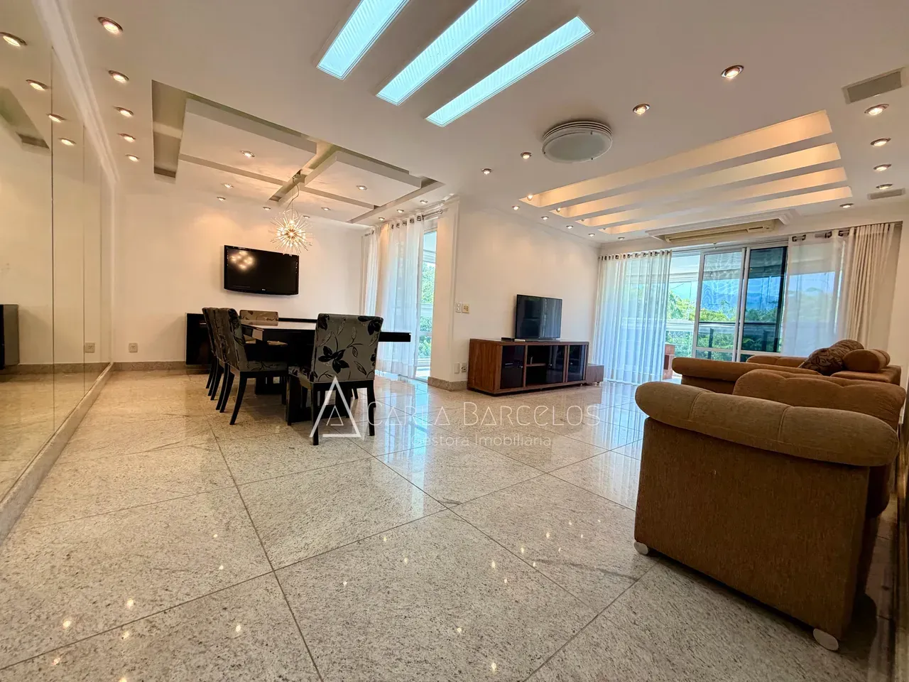 Apartment with 4 suites and 5 bathrooms, 3 parking spots — photo 8