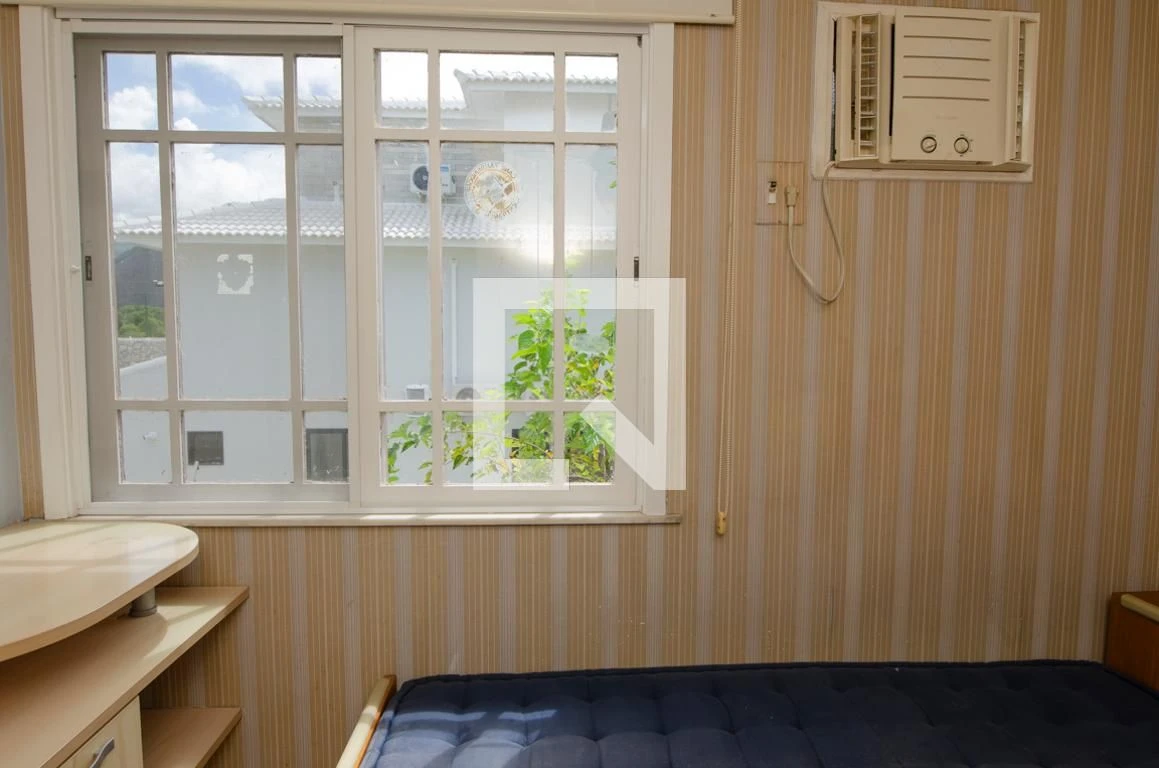 House for rent with 4 bedrooms, 4 baths and 3 parking spots — photo 58
