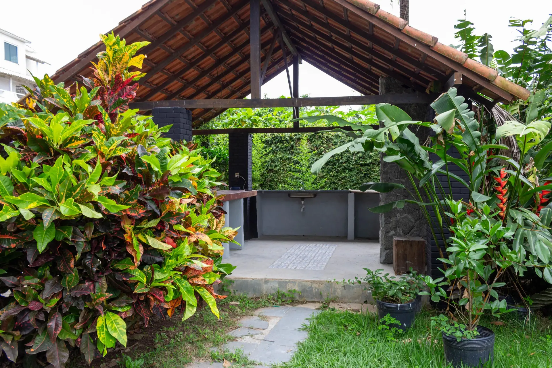 3 quartos e banheira: casa de 750 m²