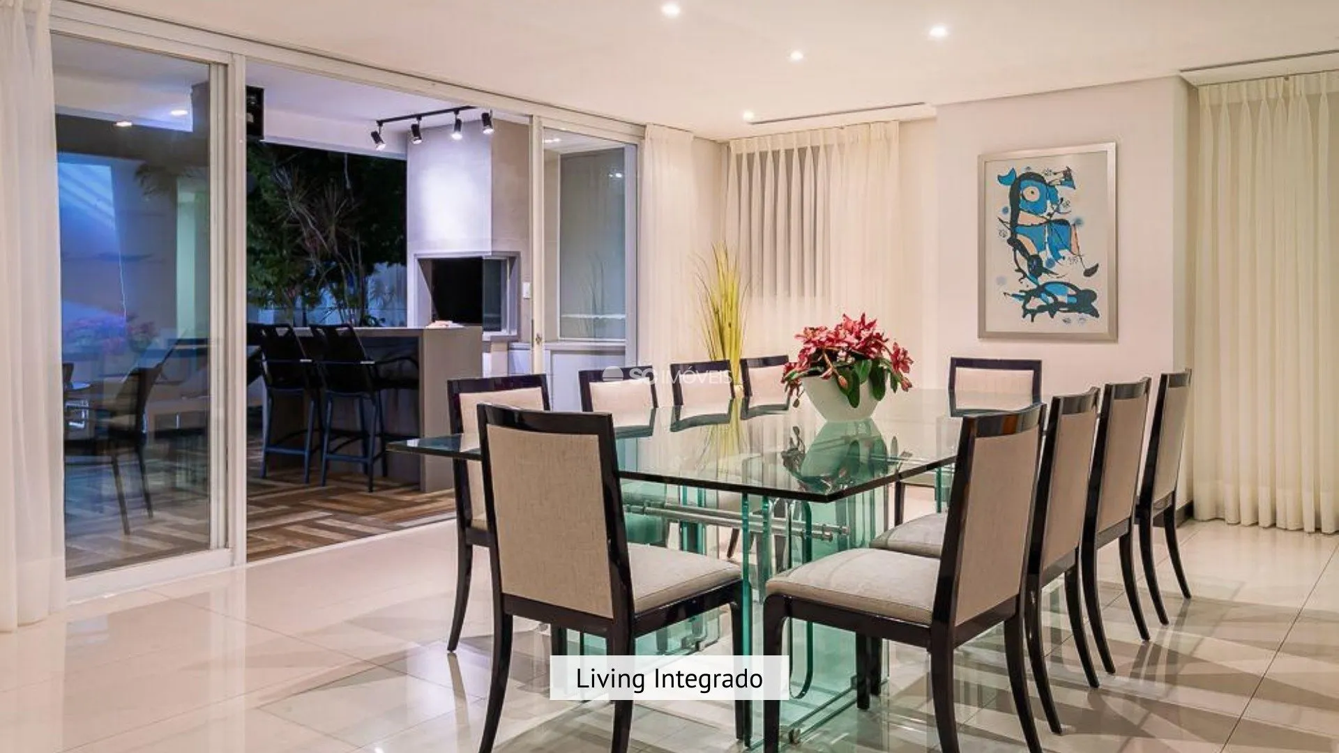 800 m² house with 6 en-suite rooms and 4 parking spaces — photo 27
