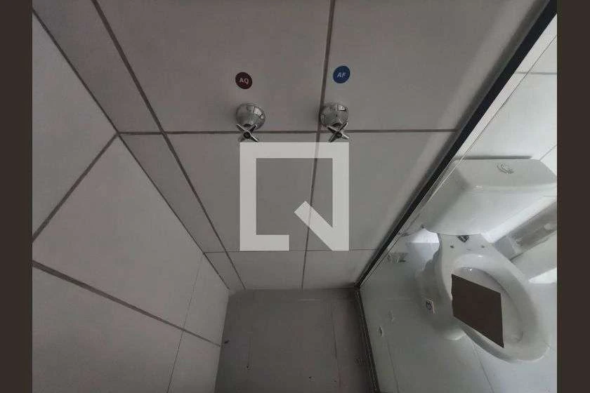 Apartamento de 2 dormitorios con cocina separada y balcón — photo 10