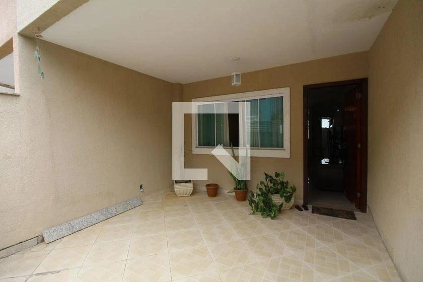200 m² apartment with 3 en-suite bedrooms and balcony — photo 10