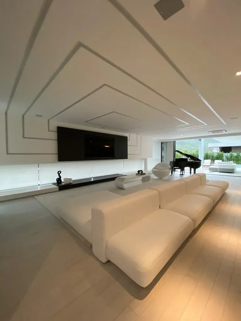 Casa com 1000 m², 6 suítes e piscina ao ar livre — photo 4