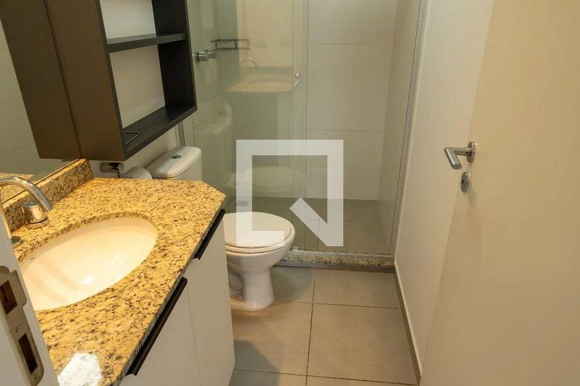 2-bedroom apartment with a park view — photo 39