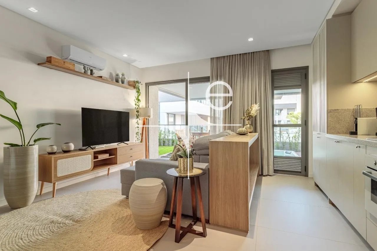 Garden apartment with 2 bedrooms and private outdoor area