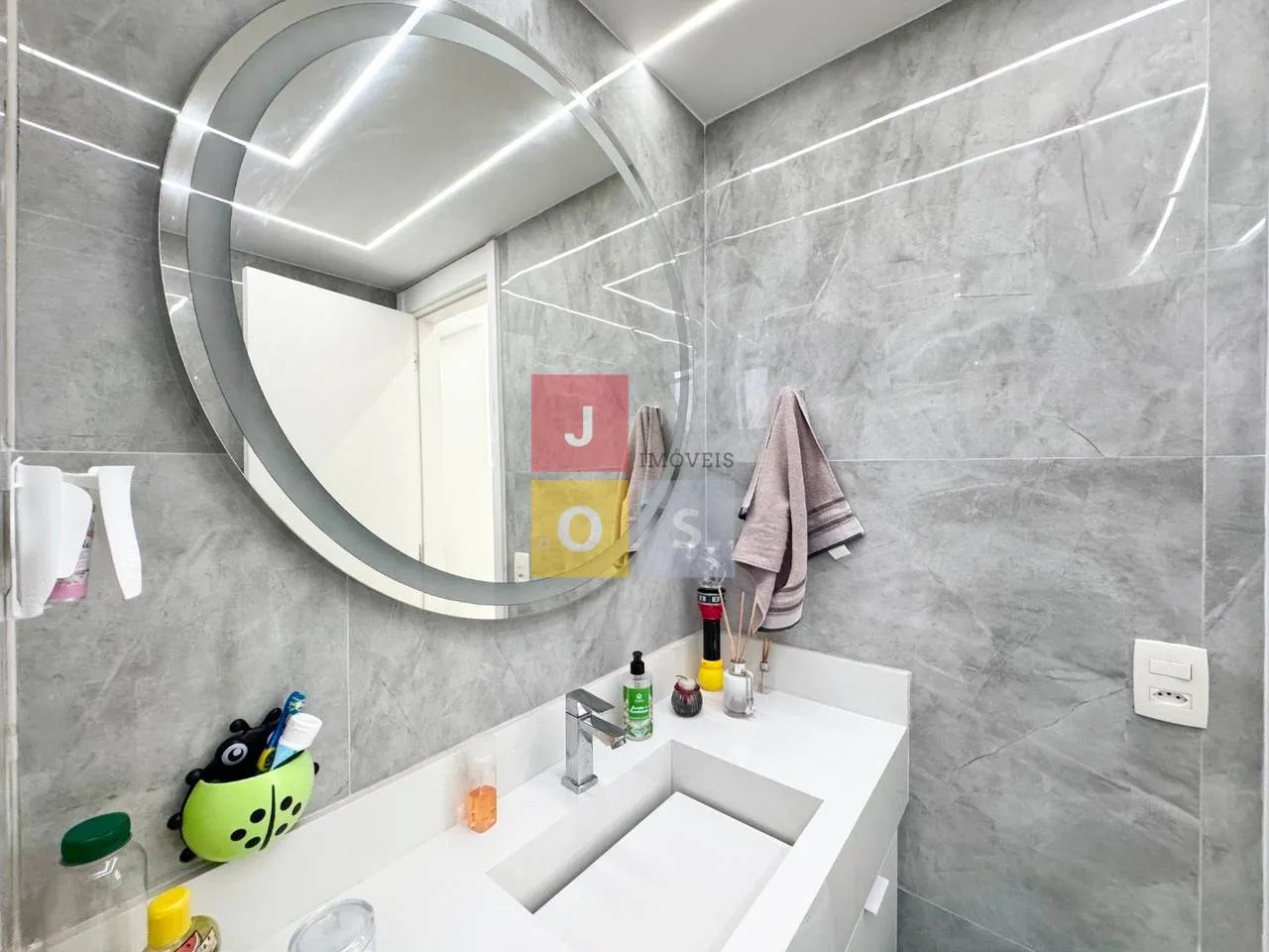 Apartamento mobiliado, 193 m², com janelas do piso ao teto — photo 45