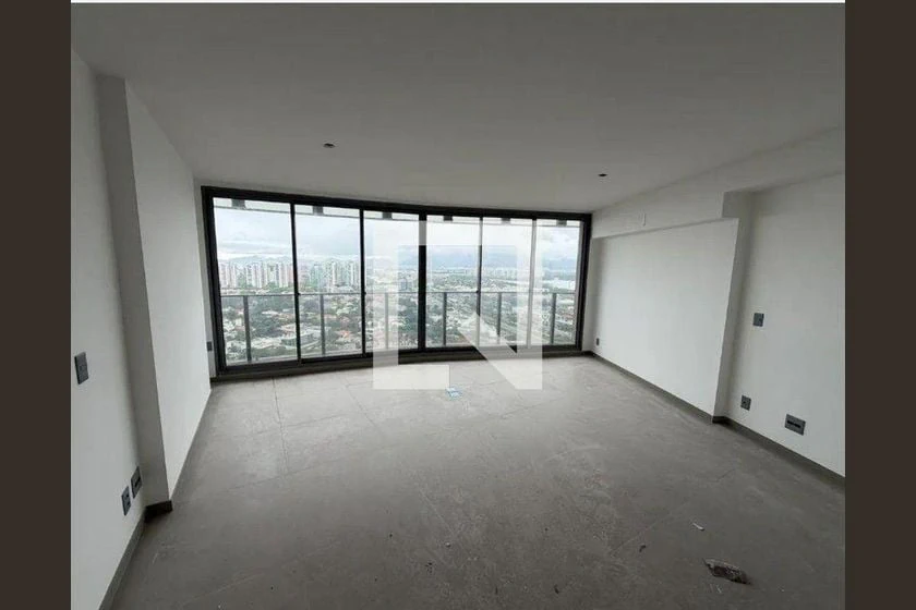 One-bedroom apartment with floor-to-ceiling windows — photo 5