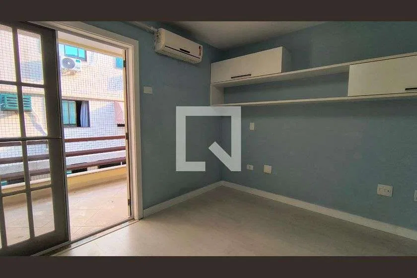 Sobrado em condomínio com 3 suítes e varanda de vidro — photo 5