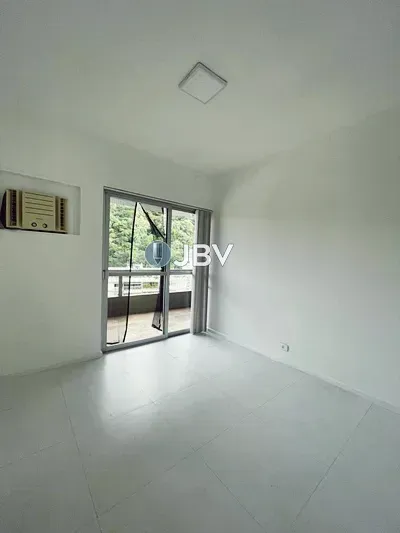 Rental apartment with 3 bedrooms and 3 bathrooms — photo 9