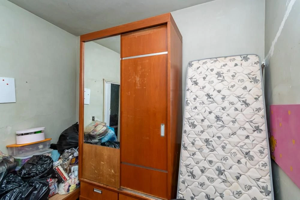 Furnished house with 5 bedrooms and a balcony — photo 65