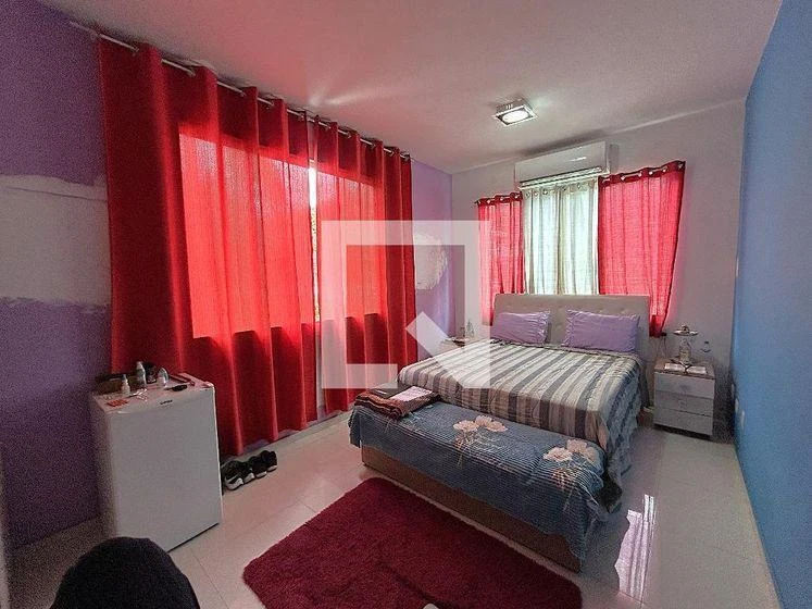 4-bedroom house with a washing machine — photo 3